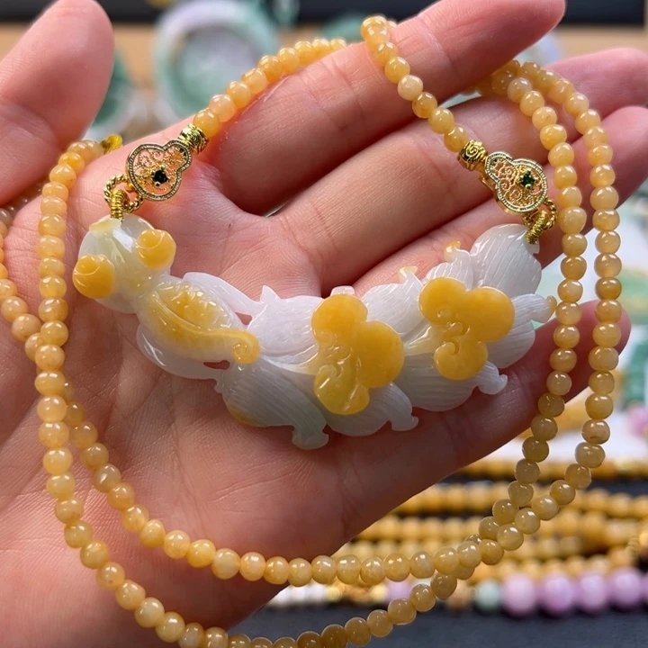 翡翠未镶嵌颈饰吊坠