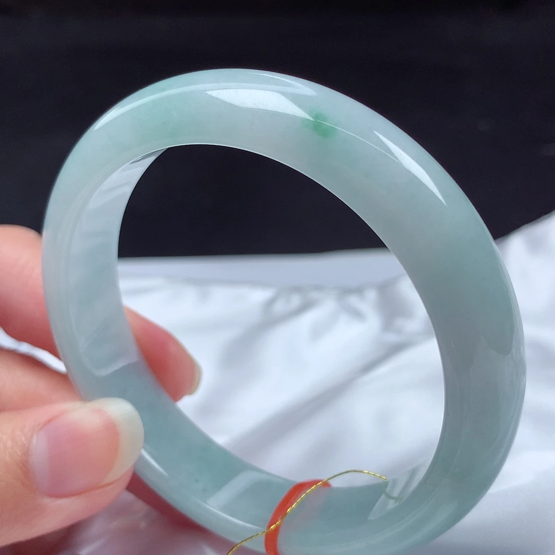 b***巧翡翠未镶嵌手镯58圈900159