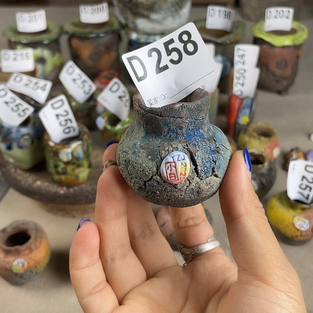 j***h小白孤品 拇指 内口2.5左右 百搭