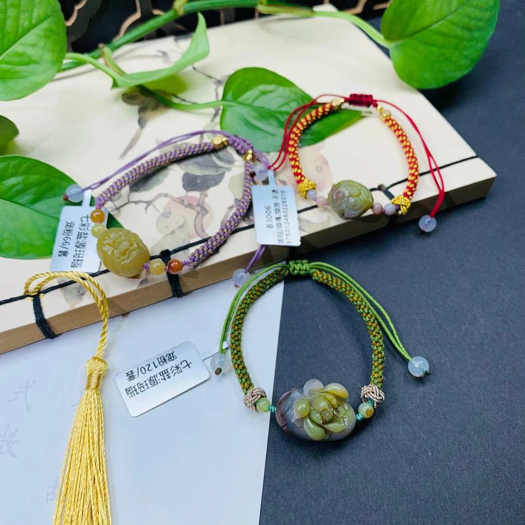 七彩老矿七彩盐源玛瑙手工精雕立体花花手链醒狮头手链山水蛋手链