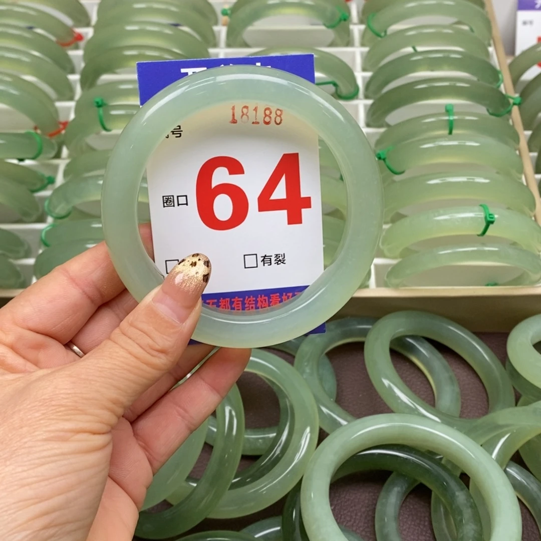 ****冰蛇纹石玉未镶嵌手镯