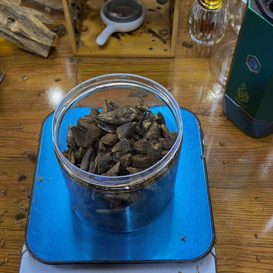 沉香碎屑沉香品*棋楠母树钉钉125克