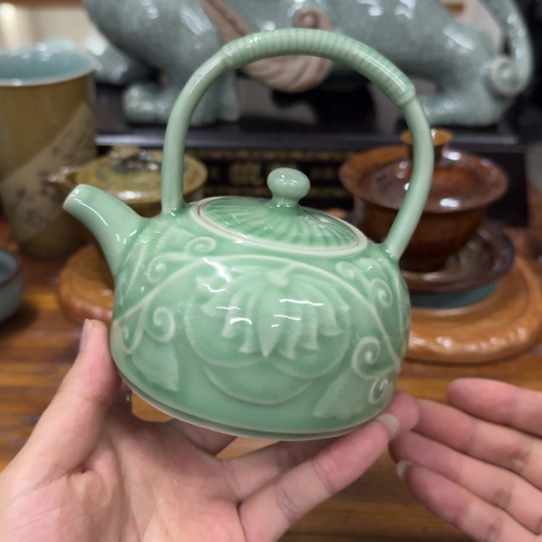 龙泉青瓷茶具微瑕9227