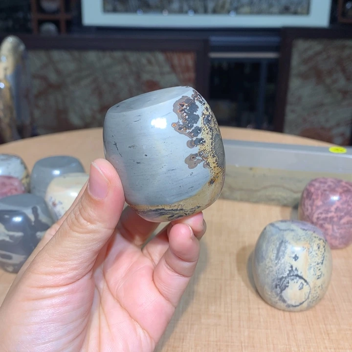 ，广西国画石摆件，收藏观赏