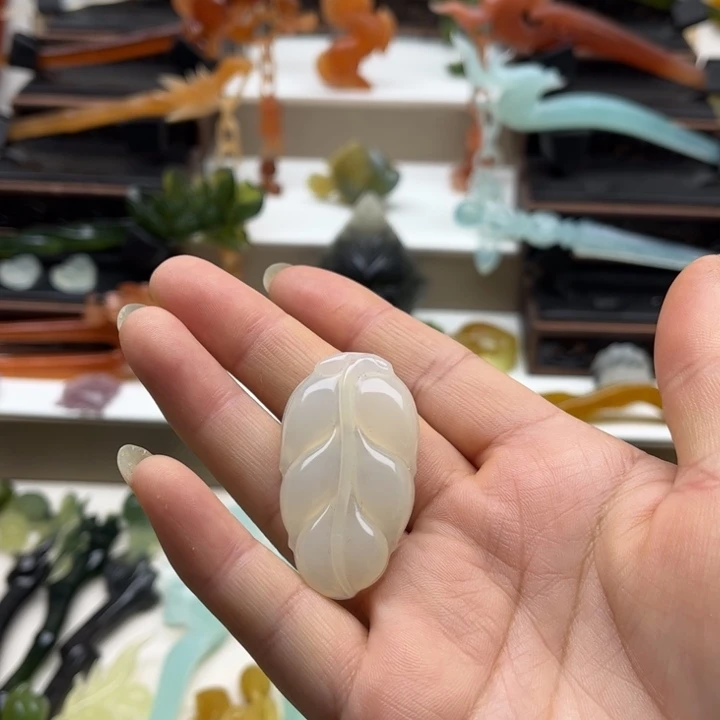 蛇纹石玉未镶嵌岫玉发簪