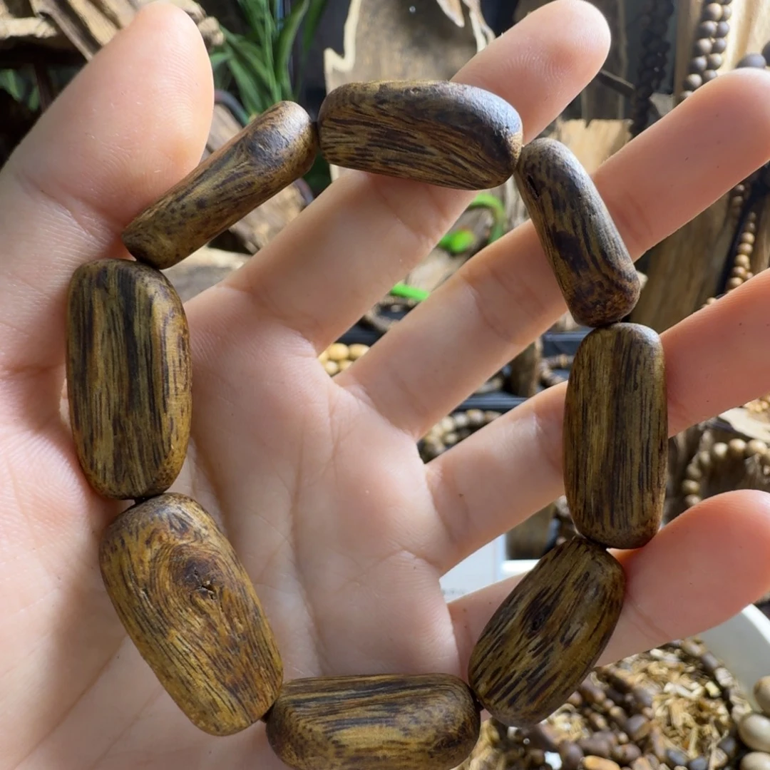 阿***丁沉香碎屑沉香海南沉香11克随型桶珠➕沉香碎屑多样性