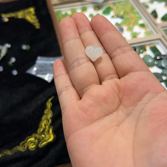 和田玉戒指未镶嵌