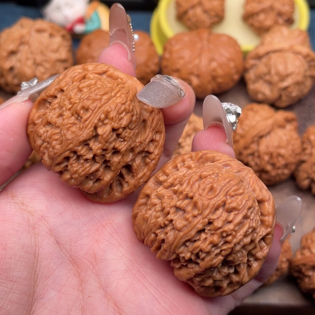 文玩核桃吊坠全品南疆40