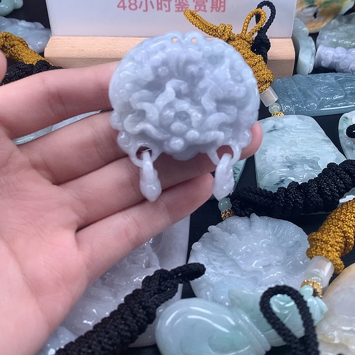 翡翠未镶嵌颈饰天然保真a货翡翠