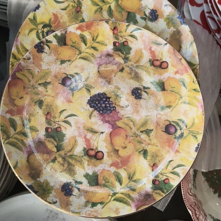 陶瓷盘子碗啥都有