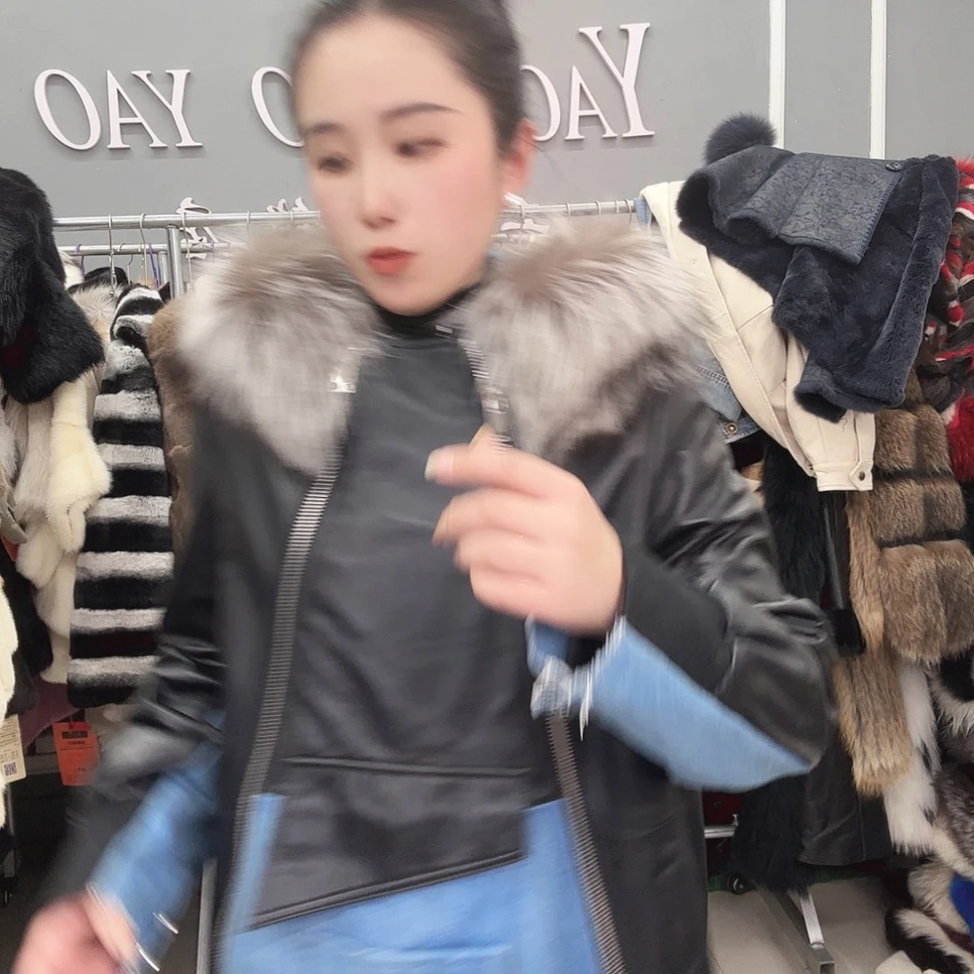 姚小妖家高端皮草