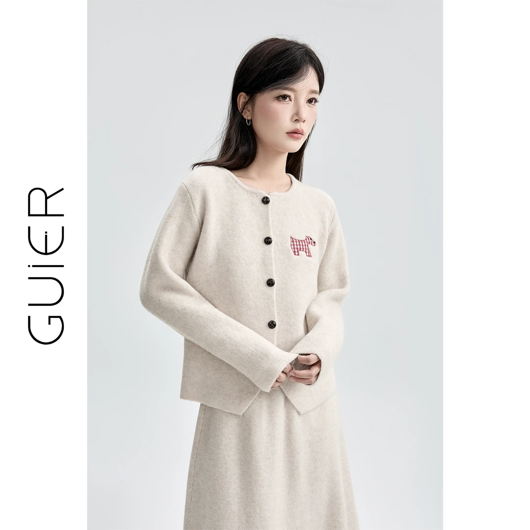 圆领针织开衫女2025新款秋冬刺绣复古法式气质慵懒上衣SS6946-Q