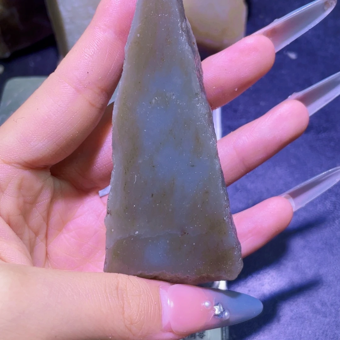 和田玉未镶嵌珠宝半成品