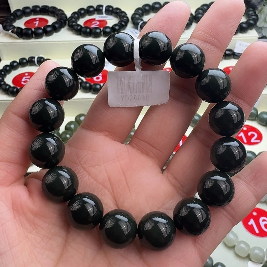 和田玉未镶嵌手串