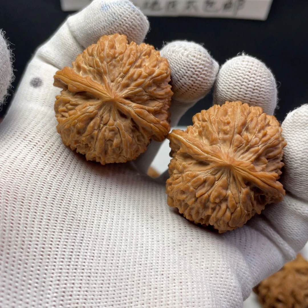 文玩核桃把件39尺寸137有修