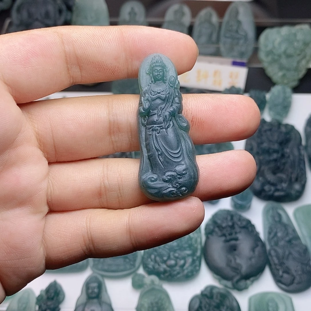定制翡翠未镶嵌观音