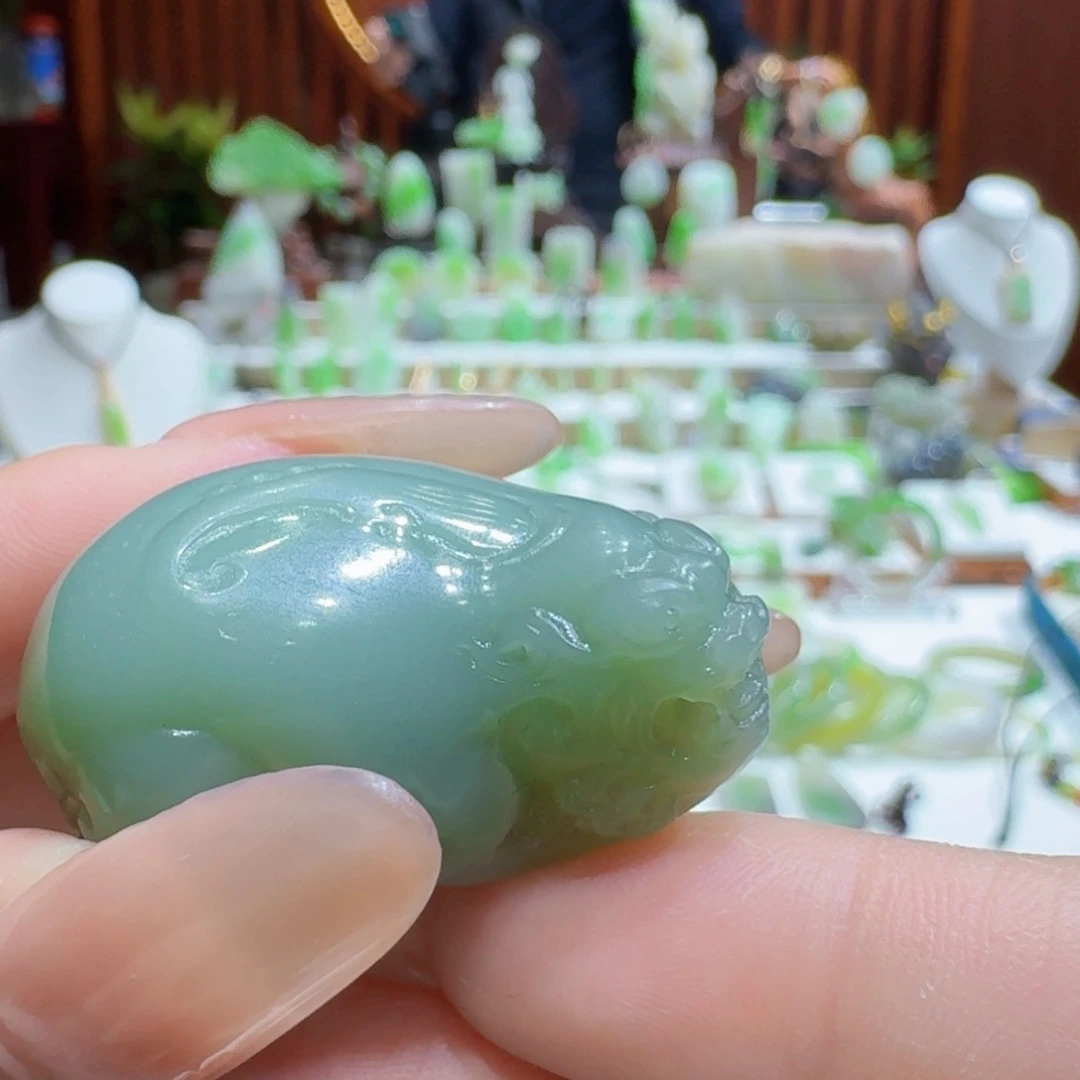 和田玉碧玉貔貅未镶嵌