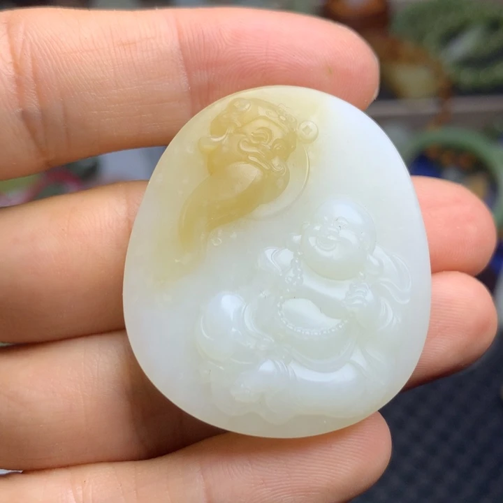 和田玉未镶嵌挂件