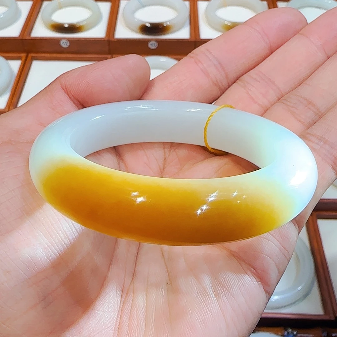 和田玉未镶嵌手镯且末一抹金红糖54 55 56