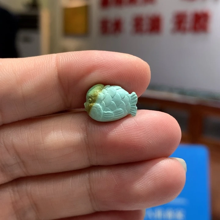 绿松石配饰未镶嵌