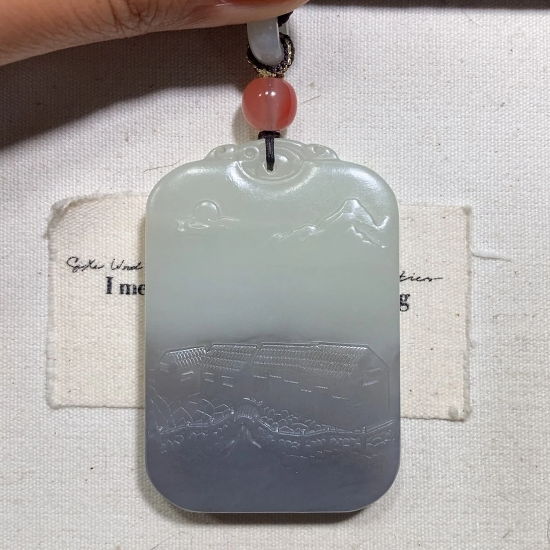 和田玉（糖玉）颈饰未镶嵌