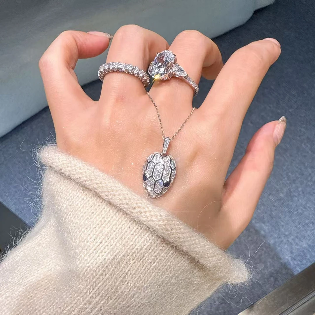 QANNA【蓝色蛇头】18K金天然钻石豪镶灵蛇设计款钻石吊坠（不含链）AP