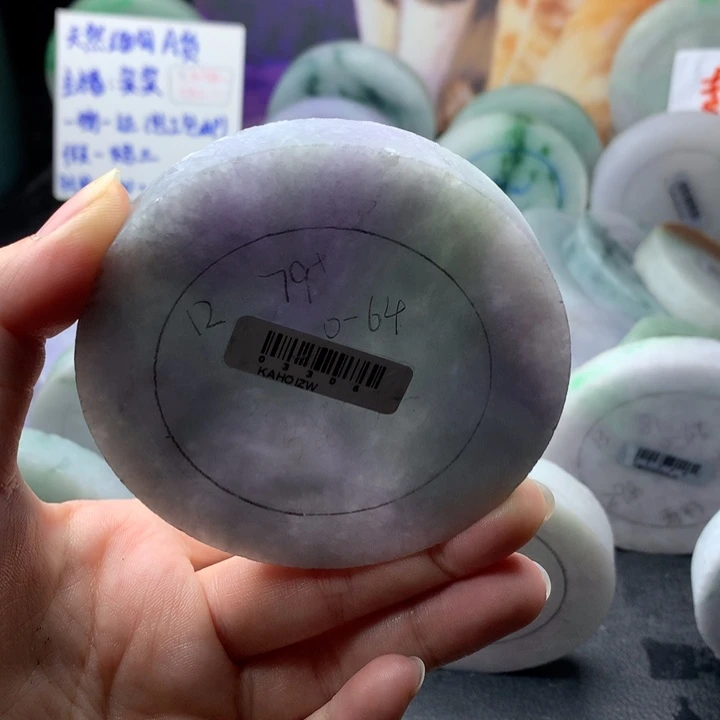 定制翡翠未镶嵌手镯