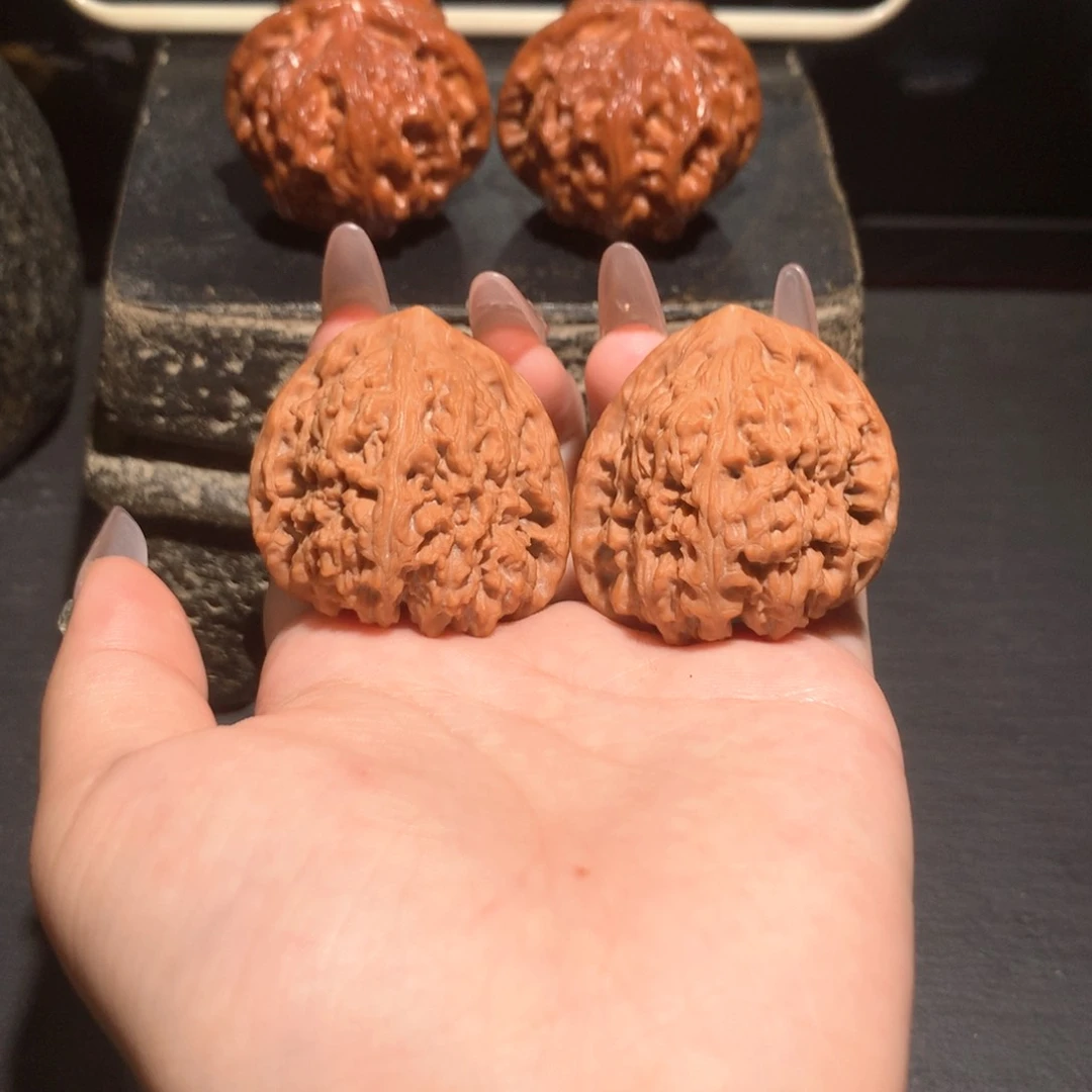 文玩核桃把件刘志瑞橘皮南疆石060712