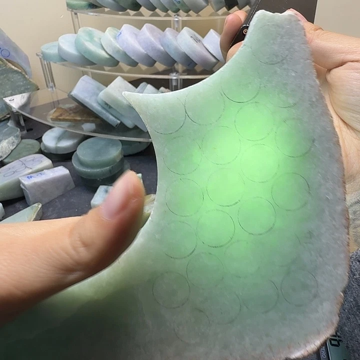 翡翠裸石缅甸翡翠