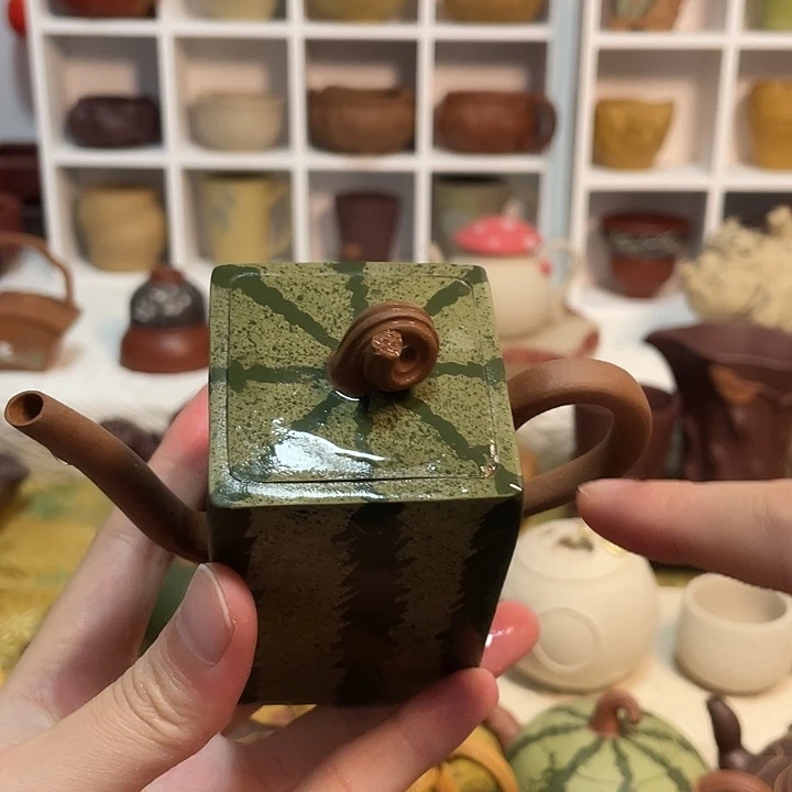 迷***鱼紫砂茶宠微瑕西瓜壶