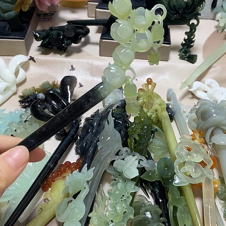 蛇纹石玉未镶嵌发簪
