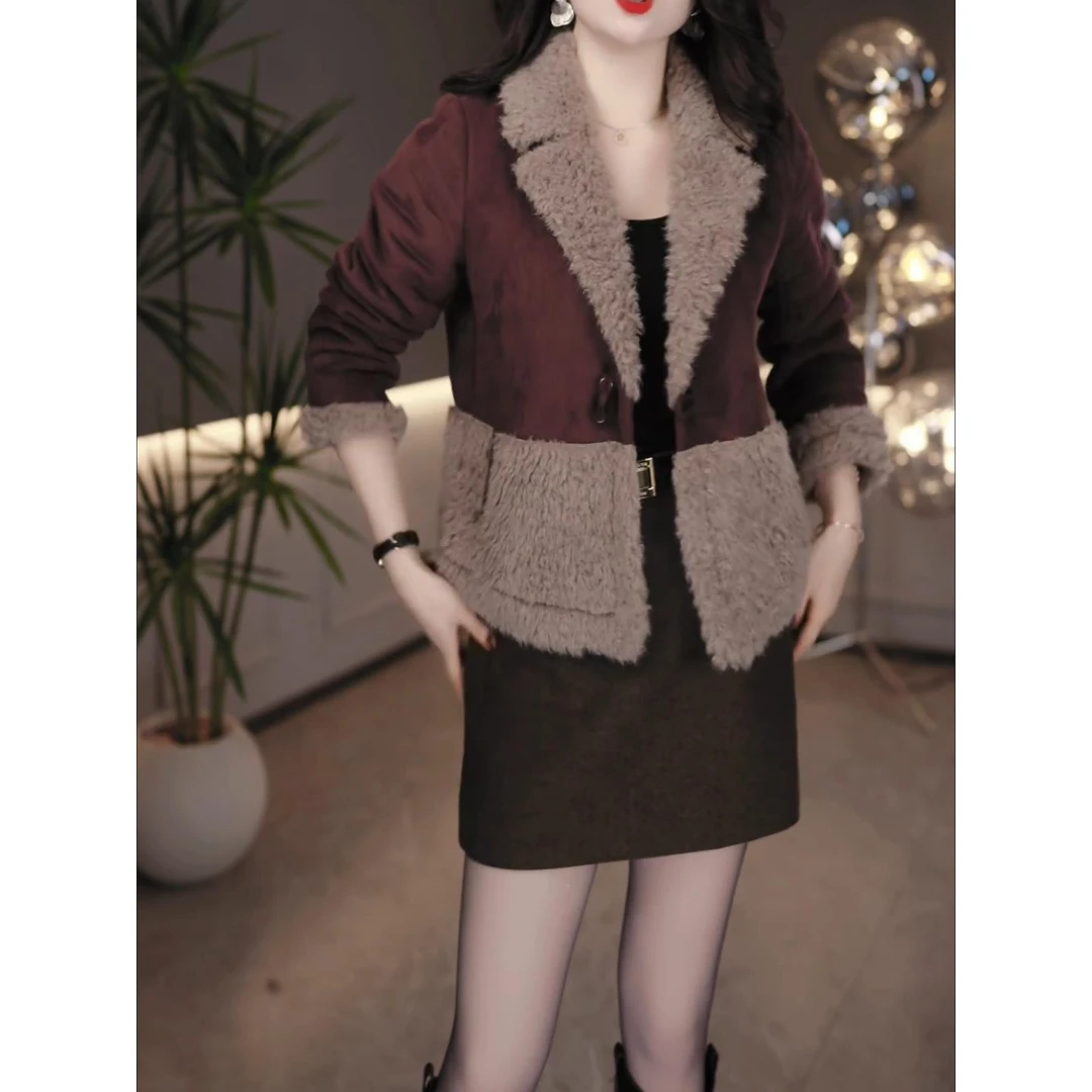 2025年秋冬新款皮毛一体短外套宽松显瘦显瘦保暖拼接时尚上衣冬