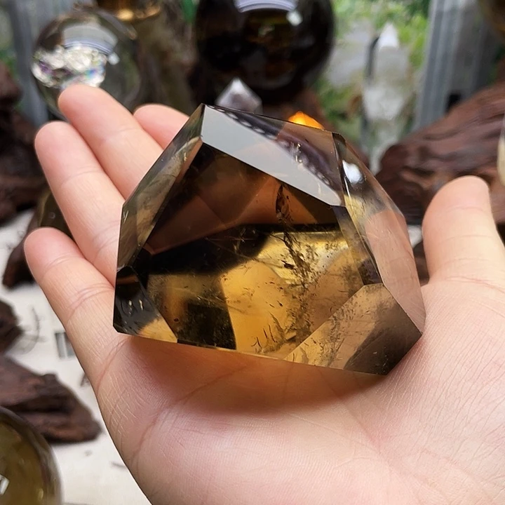 珠宝半成品水晶未镶嵌