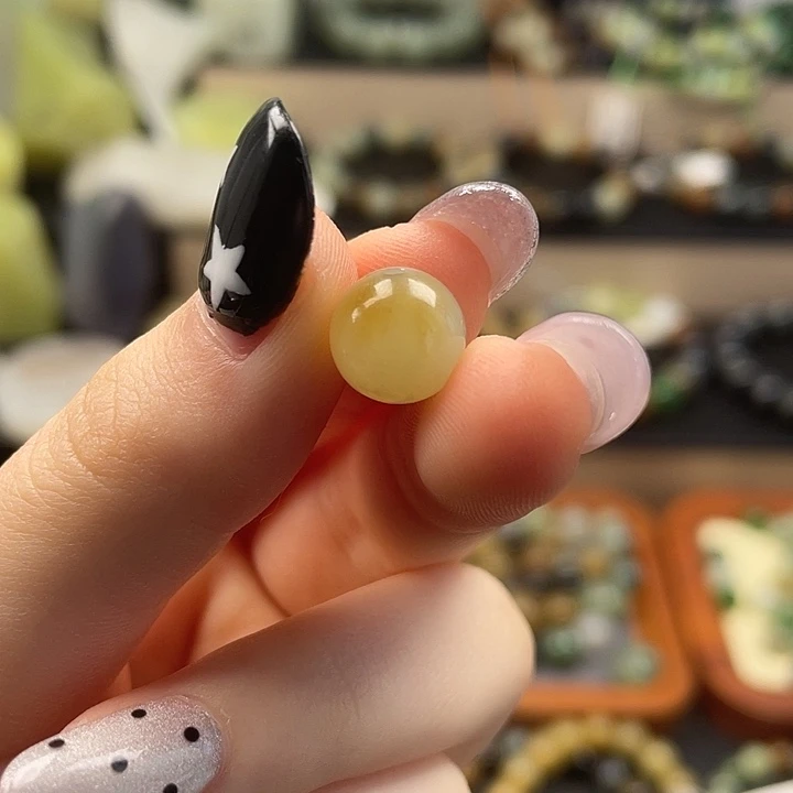 和田玉（糖玉）未镶嵌手链