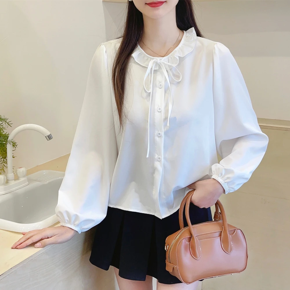 蝴蝶结系带娃娃领白衬衫女秋季洋气减龄灯笼袖衬衣女内搭宽松上衣