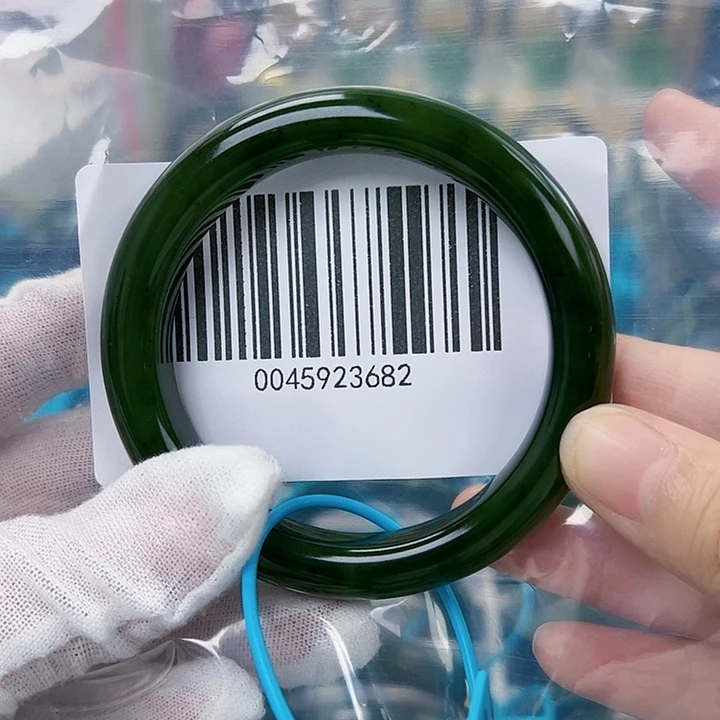 和田玉手镯未镶嵌57