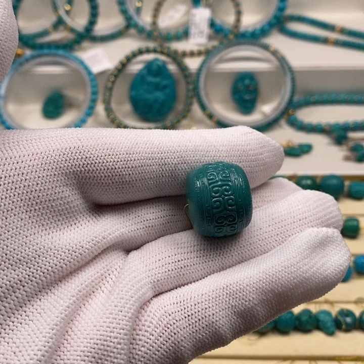 绿松石珠宝奇石18K金镶嵌