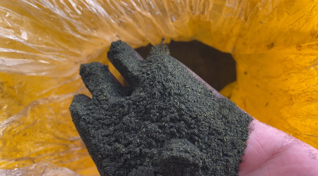 贝类青蟹混养专用肥、提肥快、肥效持久、水色黄绿嫩爽、藻相均衡