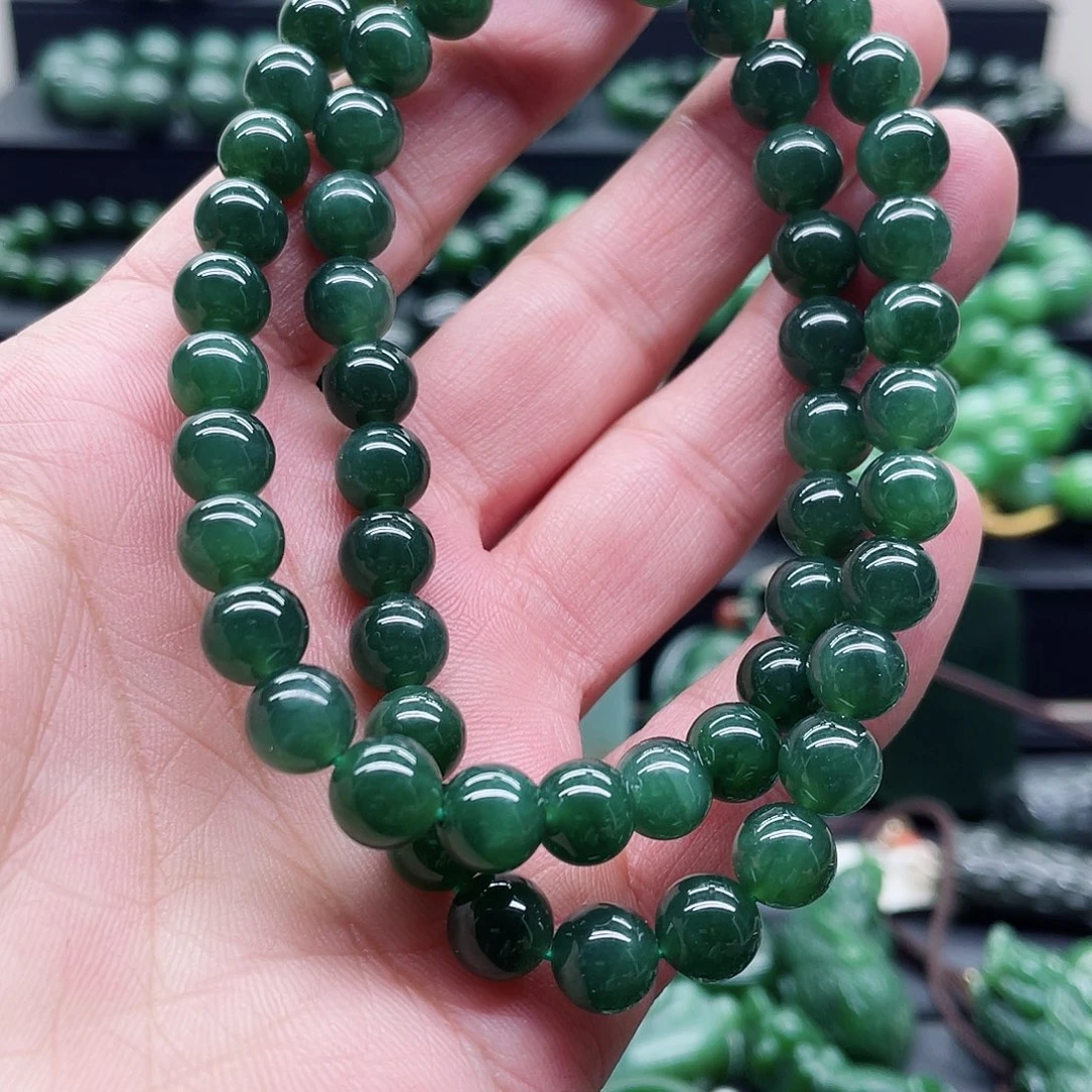 和田玉（碧玉）未镶嵌颈饰