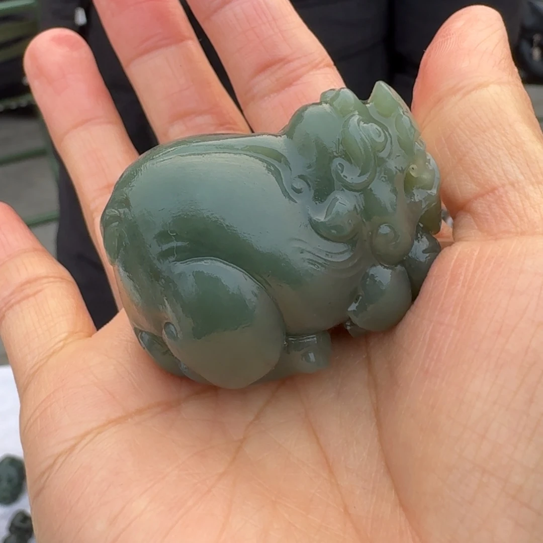 和田玉颈饰未镶嵌且末蓝貔貅多样性拍一发一