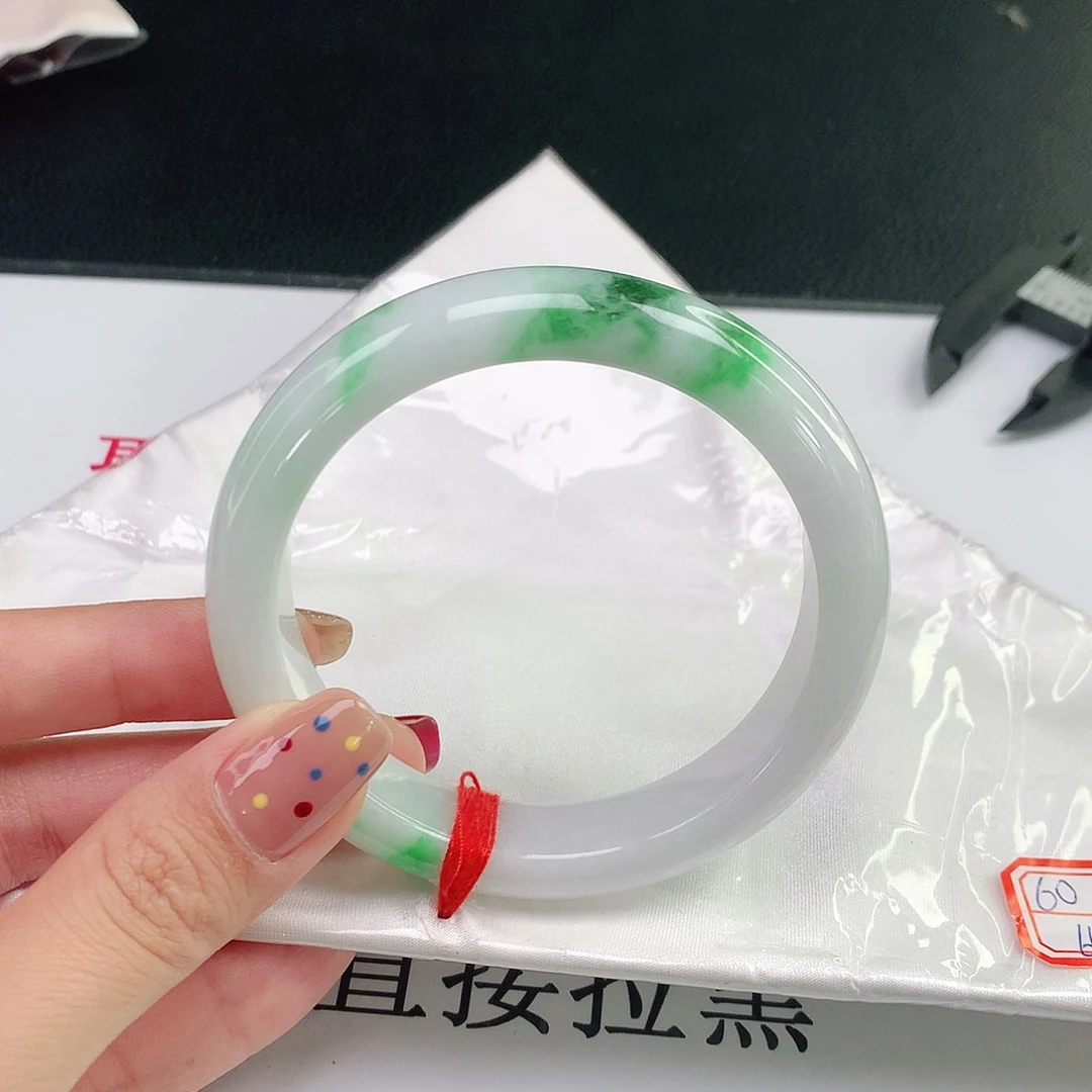未镶嵌手镯翡翠099