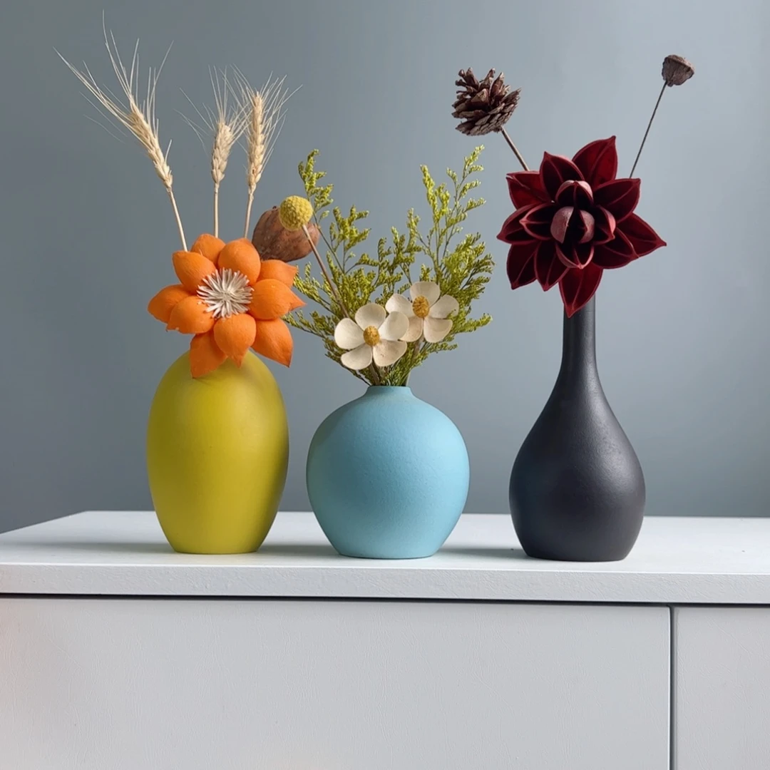 摆件陶瓷小花瓶摆件含花总高约20-30cm