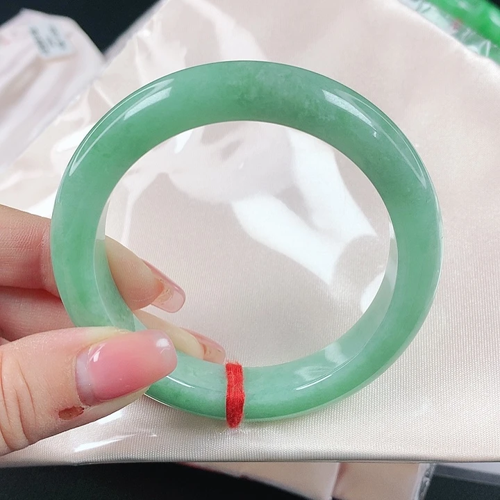未镶嵌手镯翡翠翡翠121