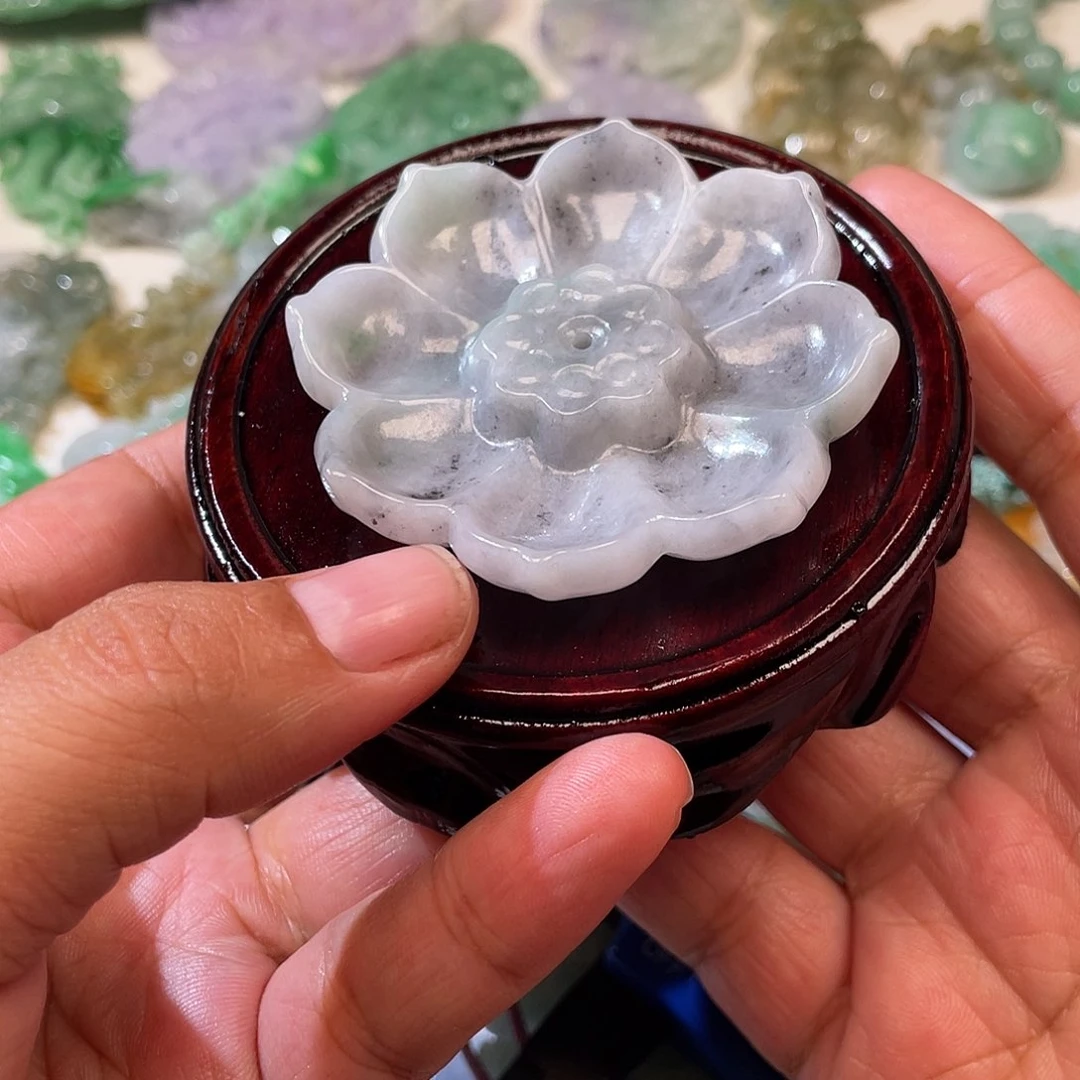 翡翠未镶嵌颈饰彩**姐翡玉缘翡翠