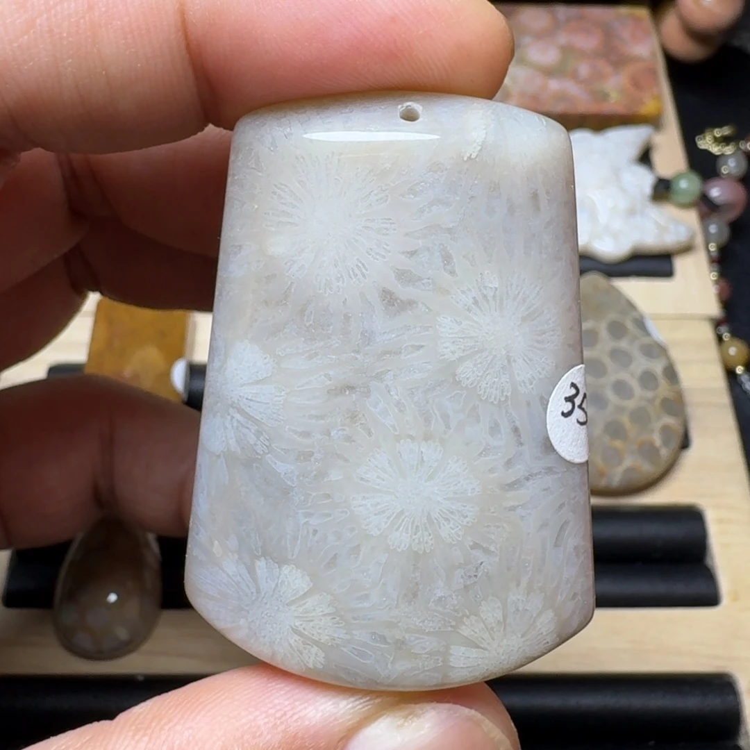 硅化玉未镶嵌纯天然色有机玉石保真色