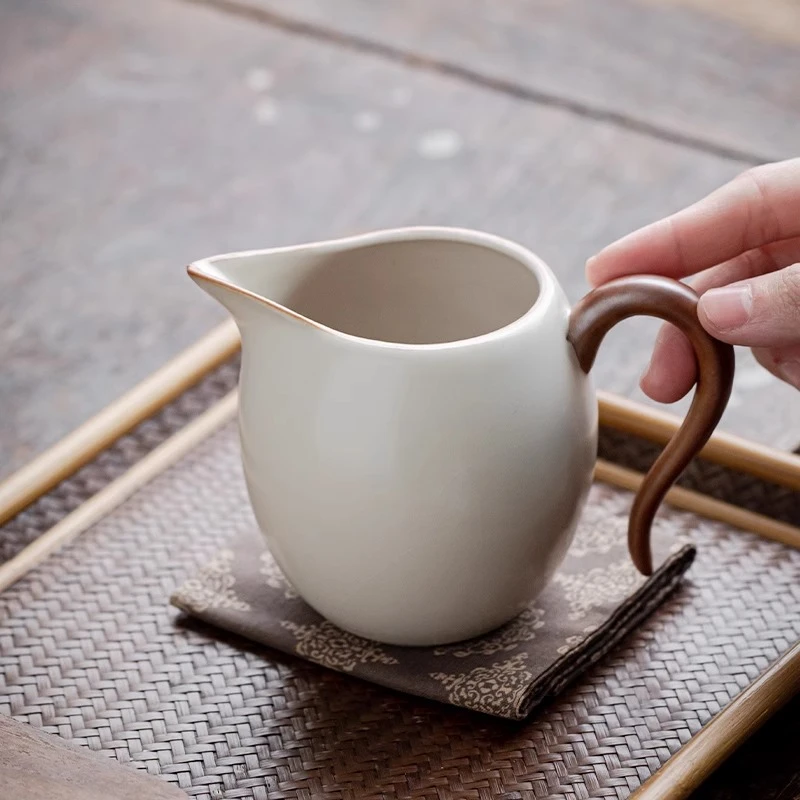 汝窑米黄公道杯家用茶杯分茶器单个大号匀茶海手工陶瓷泡茶具配件