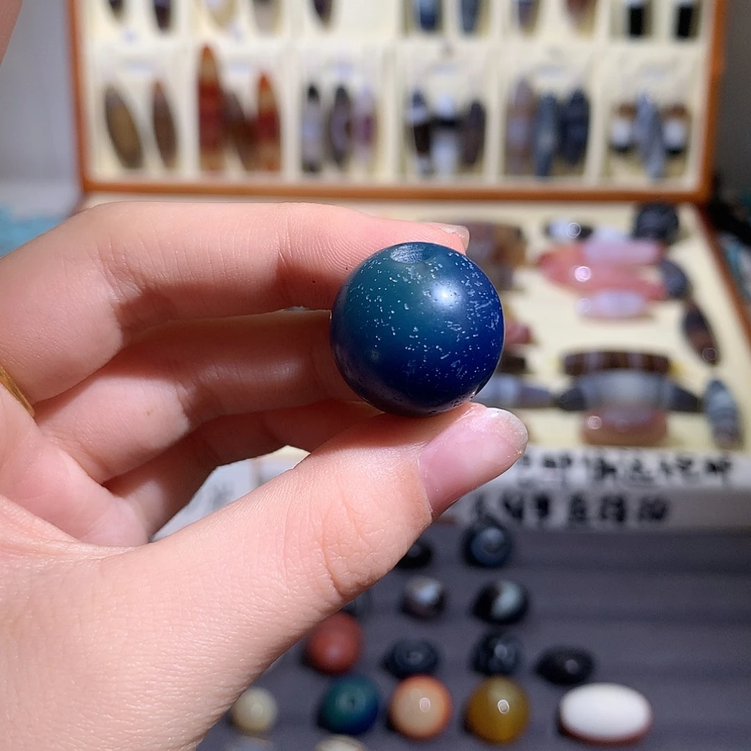 巩***龙玛瑙/玉髓未镶嵌颈饰