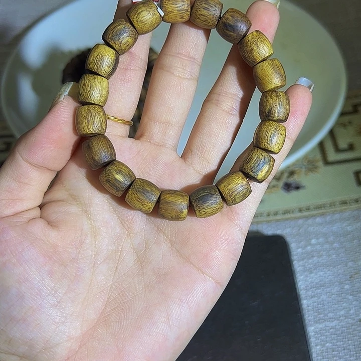 手串沉香飘*叶单圈鼓珠白棋老料