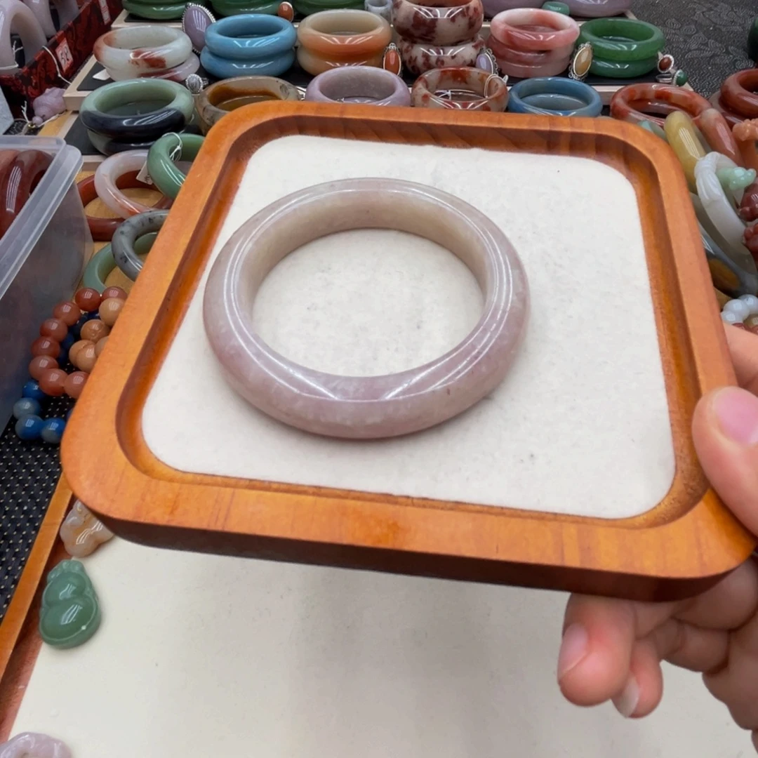 石英质玉未镶嵌圈口56