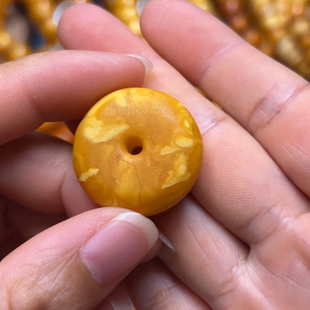 未镶嵌吊坠(不含链)琥珀